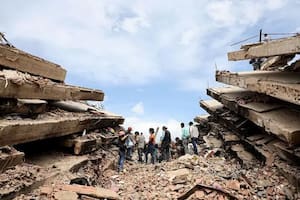 Tres factores que explican por qué se derrumbaron tantos edificios en La Guaira