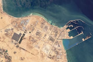 Explosión al reinicio de terminal de exportación de gas en Qatar deja 54 heridos y 18 desaparecidos