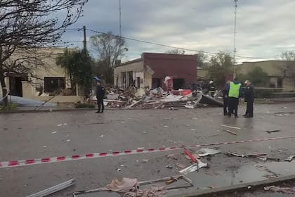 Explosión en una rotisería en la ciudad de Oriente, en Coronel Dorrego: una empleada del comercio falleció en el lugar