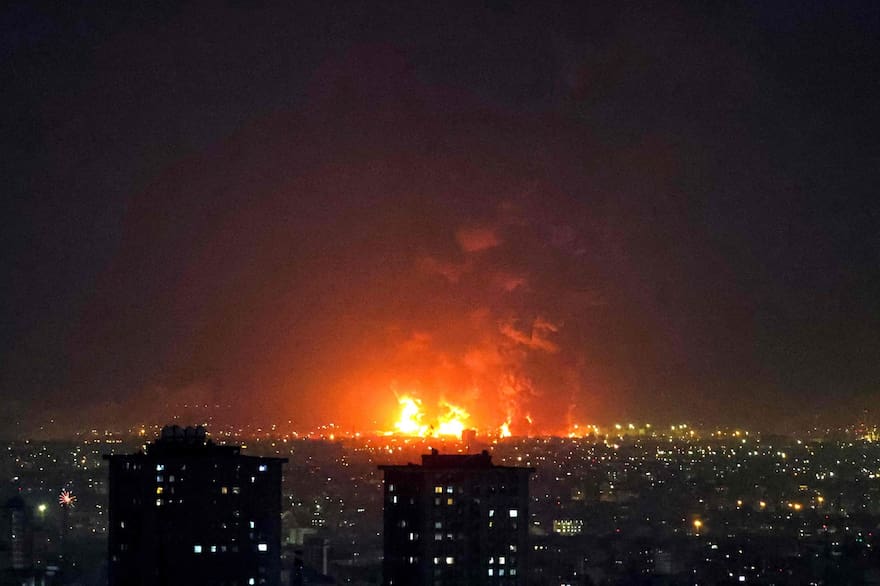 UN PAÍS DE FICCIÓN 3 explosiones en una refineria de TEQXWIKF2JGTNPBI7UOUNWEHHQ