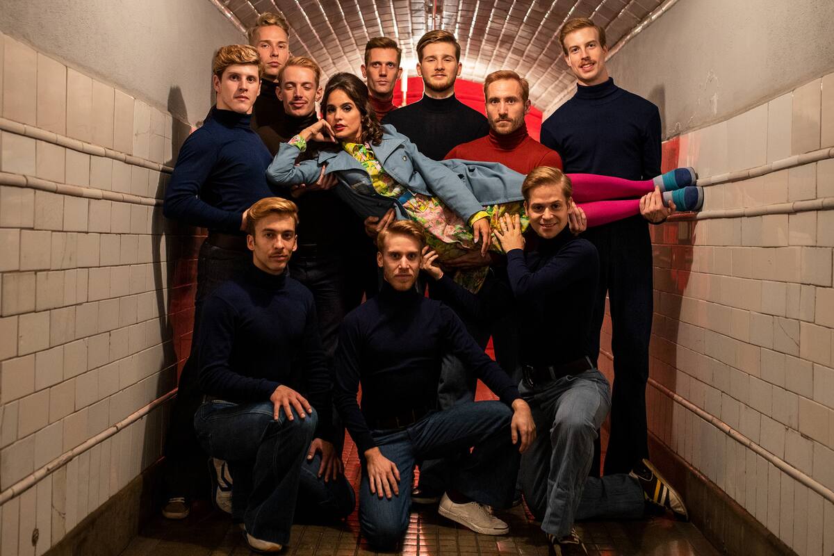 Explota Explota, un musical colorido que le rinde homenaje a Raffaela Carrá