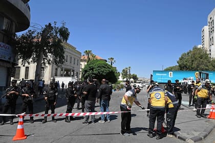 Explotaron dos bombas cerca del hotel donde se aloja Emmanuel Macron en su visita a Siria