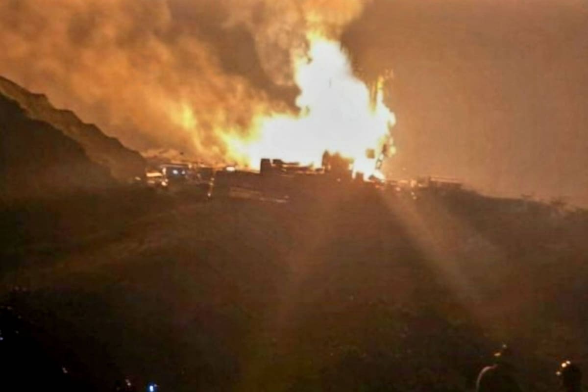 Explotó un camión cisterna en un yacimiento de Mendoza y murieron dos trabajadores.