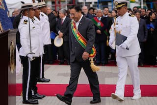 Expresidente boliviano Luis Arce sale de cárcel para una revisión médica oncológica, según abogado