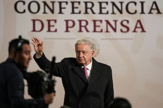 Expresidente López Obrador sale de su retiro para rechazar “embestida” de Trump hacia México