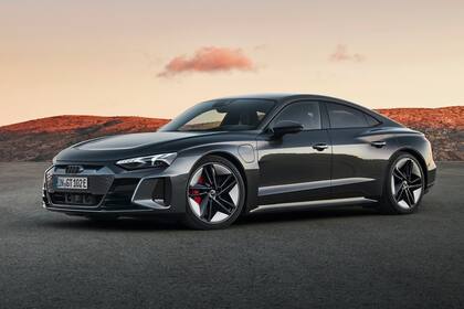 Exquisito. Más allá de su tremenda potencia este e-tron ostenta un diseño sobrio y refinado