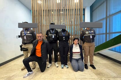 Extraditan a "Llanero" y Nirama, narcos de Colombia, a Estados Unidos (X @JohnReimberg)