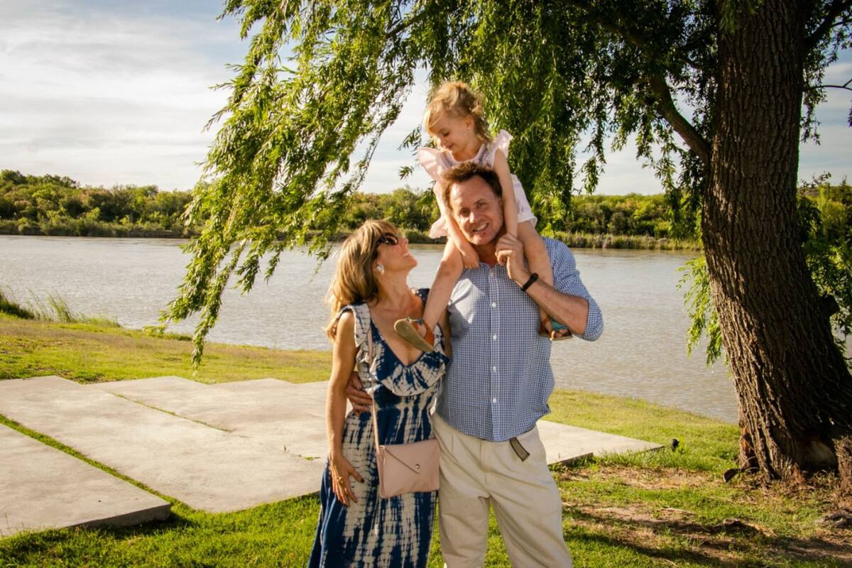 Ezequiel eligió un rincón único en el mundo para cambiar de vida y disfrutar de una pareja y una segunda paternidad más presente