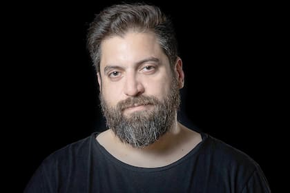 Ezequiel "Gori" Nastasi: "Los campos para usar la nueva tecnología son infinitos. Testeo de productos, ventas de casas, conferencias, portales a mundos nunca vistos, metaverso, videojuegos, medicina o festivales. Y las marcas ya se están metiendo, es más, lanzaron varias apps nativas para el Apple Vision Pro"