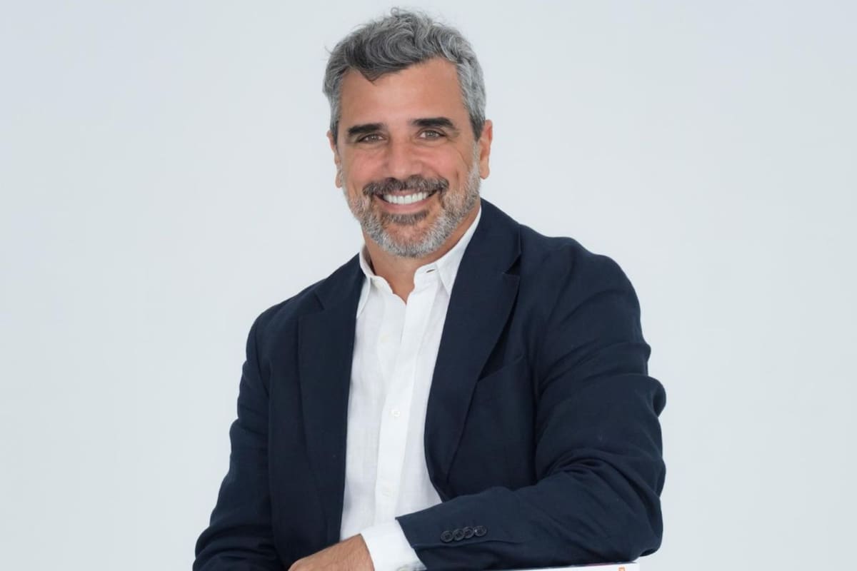 Ezequiel Palacios propone combinar el storytelling con la inteligencia artificial para construir una historia a través de múltiples fuentes