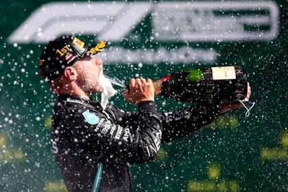 El festejo del finlandés Valtteri Bottas tras ganar en Austria
