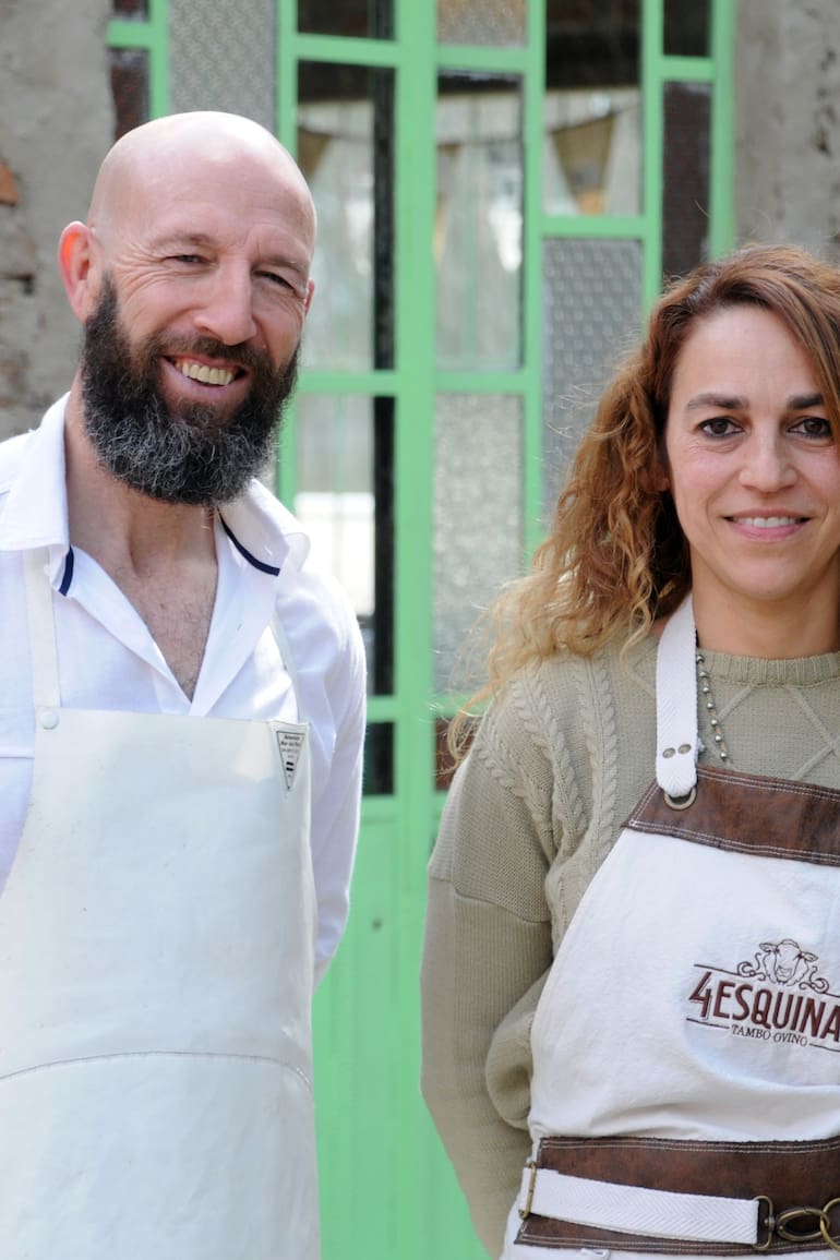 Fabián Bugna y Romina Somi, la pareja tandilense al frente de 4 Esquinas.