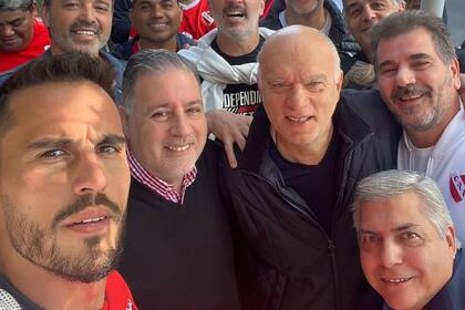 Fabián Doman junto a Juan Marconi, Néstor Grindetti y Cristian Ritondo