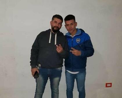 Fabián Maestre junto a su papá Gastón, quien fue su inspiración para comenzar a realizar iniciativas solidarias