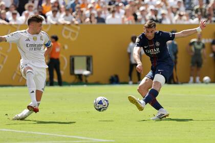 Fabián Ruiz anota el tercer gol del Paris Saint-Germain ante el Real Madrid