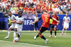 Tanto asedio tuvo premio: España le puso gol a su fútbol y vence a Bélgica en busca de las semifinales