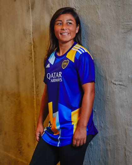 Fabiana Vallejos, mediocampista del equipo femenino de primera división de Boca
