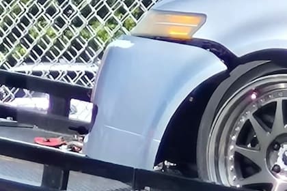 Fabiola Reyes denunció que le remolcaron el auto pese a tener placa y seguro vigente, y recibió tres multas en una mañana