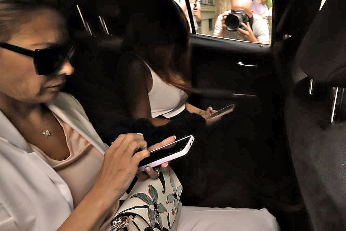 Fabiola Yañez al salir del juzgado, en Madrid