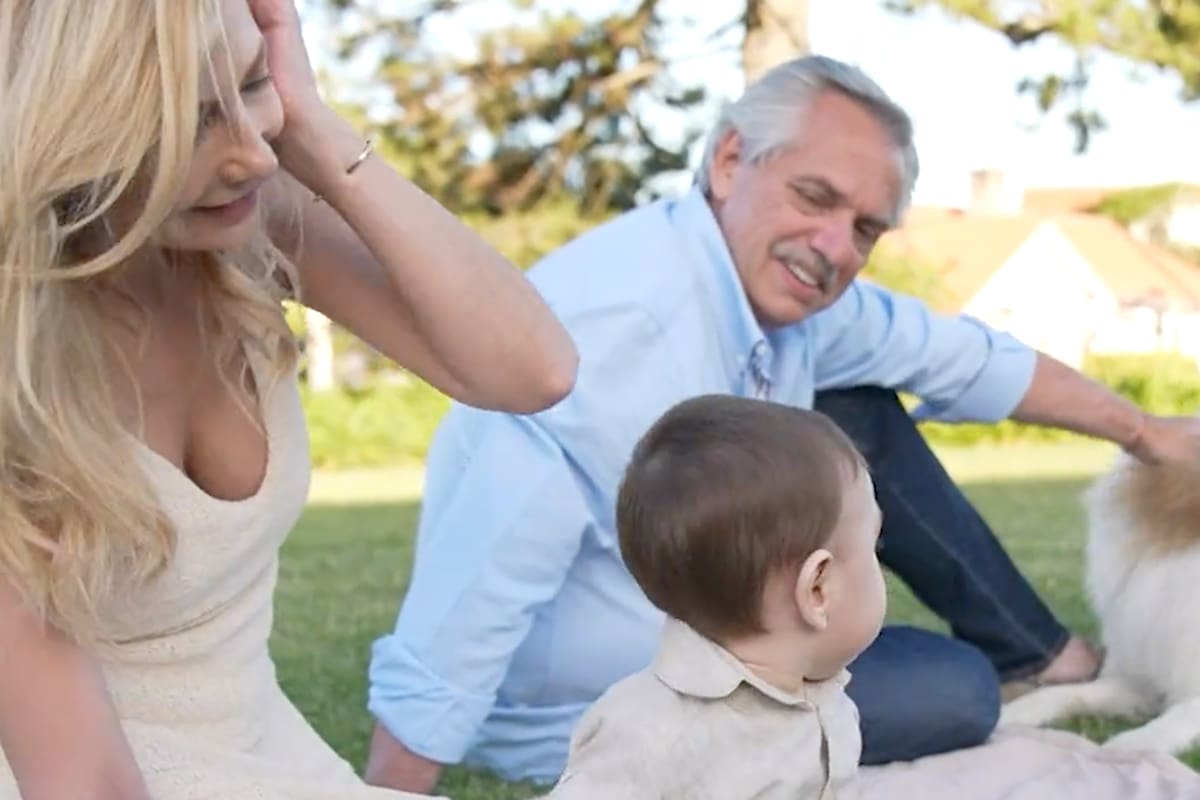 Fabiola Yáñez, Alberto Fernández y su hijo Francisco
