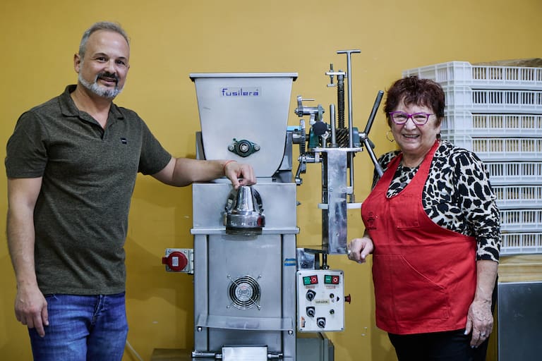 Fábrica y negocio de fideos rellenos SetteBellezze y retratos de su dueño Martín D’alessio y su madre Susana.
05/05/2026.