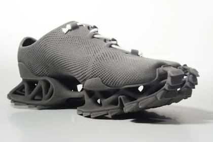 Fabricadas en impresora 3D y con un material completamente reciclable, las Cryptide ganaron el premio al Mejor Calzado 2023