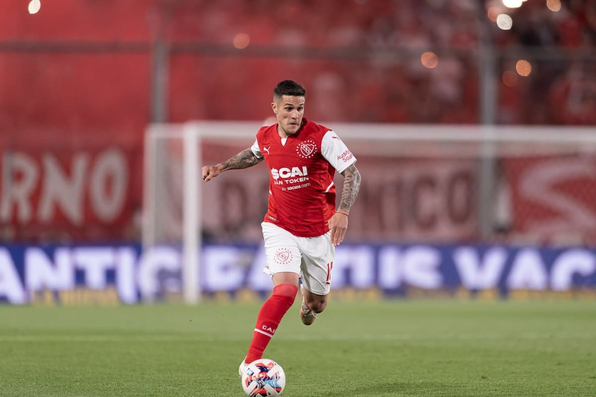 Fabricio Bustos se despidió de Independiente con un duro comunicado apuntando a la dirigencia del club de Avellaneda