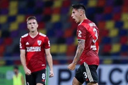 Fabrizio Angileri anotó tres goles y dio nueve asistencias en River en la temporada anterior