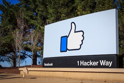 Facebook, como Google, Apple y otras compañías, invertirá 1000 millones de dólares para ayudar a paliar el déficit de viviendas