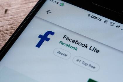 Facebook fue una de las pioneras en apostar por el desarrollo de apps livianas, como Facebook Lite y Messenger Lite