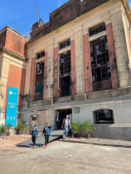 Fachada de la antigua Usina Eléctrica de Corrientes