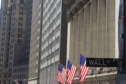 Fachada de la Bolsa de Nueva York en Wall Street.