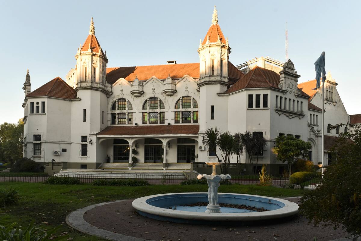 Fachada del Club GEBA.