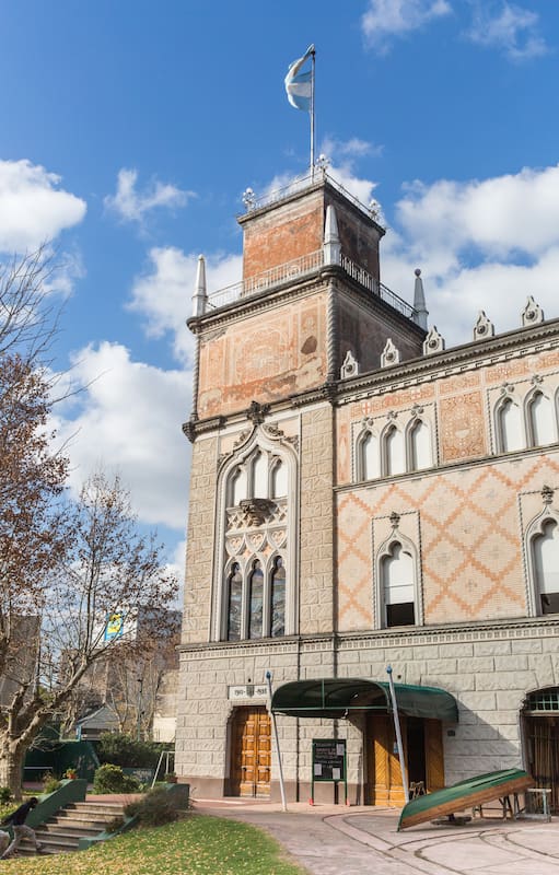 Fachada del Club Canottieri.