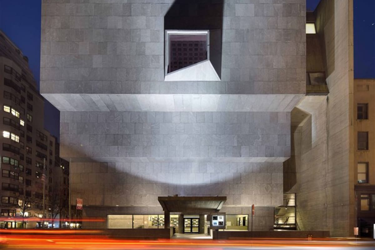 Fachada del Met Breuer