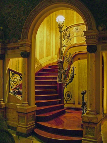 Fachada del Palacio de los Pavos Reales