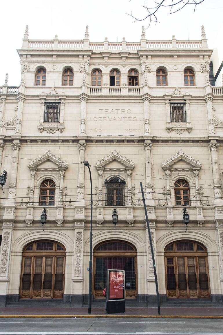 Fachada del Teatro Nacional Cervantes