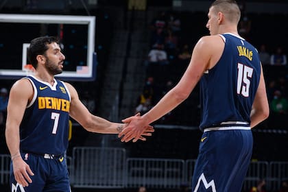 "Facu es un guerrero", elogió Jokic a Campazzo; se conocían como rivales, jugando por sus seleccionados, y en la NBA se complementan a la perfección.