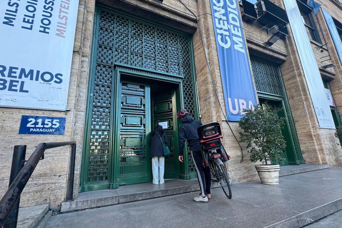 Facultad de odontología; Hospital de clínicas;