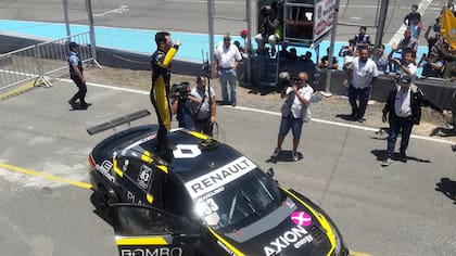 Facundo Ardusso, campeón 2017 de Súper TC2000