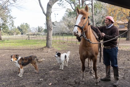 Facundo Barni, marido de Agustina y encargado del campo