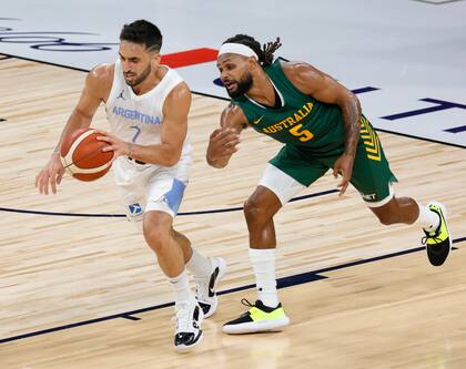 Facundo Campazzo finalizó el partido con 12 puntos y cinco asistencias. El próximo martes desde las 19, el combinado argentino se medirá ante Estados Unidos, en Las Vegas