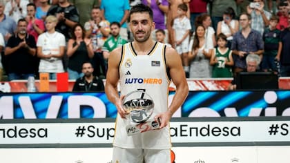 Facundo Campazzo, elegido 'MVP' de la Supercopa Endesa 2023