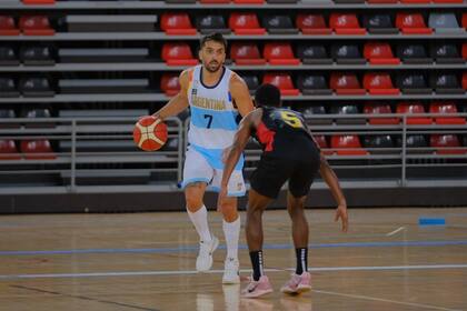 Facundo Campazzo es el líder de la selección en la cancha, pero por la concomitancia con la Euroliga no estará disponible en noviembre para la ventana FIBA de clasificación para el Mundial.