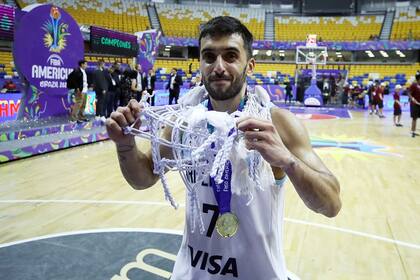 Facundo Campazzo fue campeón con la selección de la Americup en Brasil