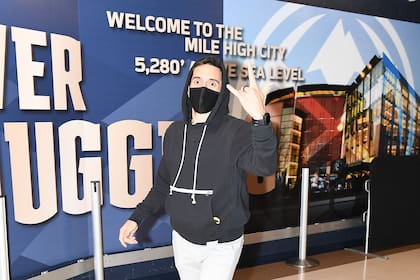 Facundo Campazzo llega al estadio de Denver para el segundo partido ante Portland