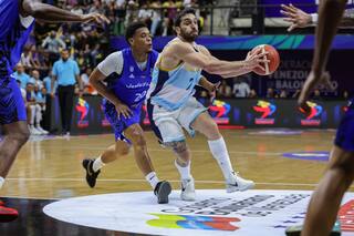 En un final cerrado, la selección argentina perdió con Venezuela en la ruta hacia la Americup 2025