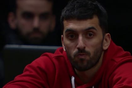 Facundo Campazzo observa desde la platea el triunfo de sus compañeros de Estrella Roja ante Valencia