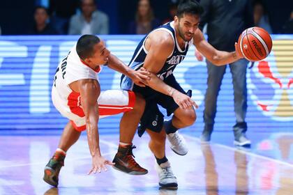 Facundo Campazzo y su habilidad para dejar en el camino a Paul Stoll