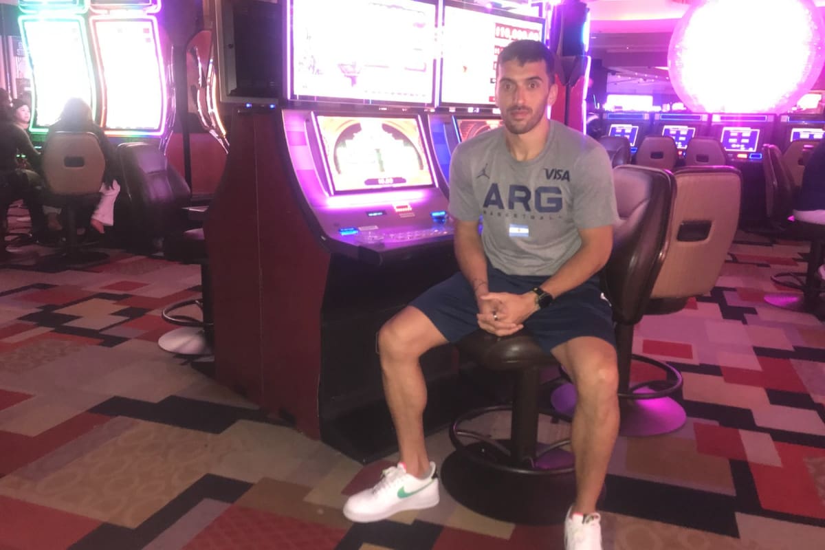 Facundo Campazzo ya se encuentra en Las Vegas entrenado con el seleccionado argentino en plena preparación para los Juegos Olímpicos de Tokio
